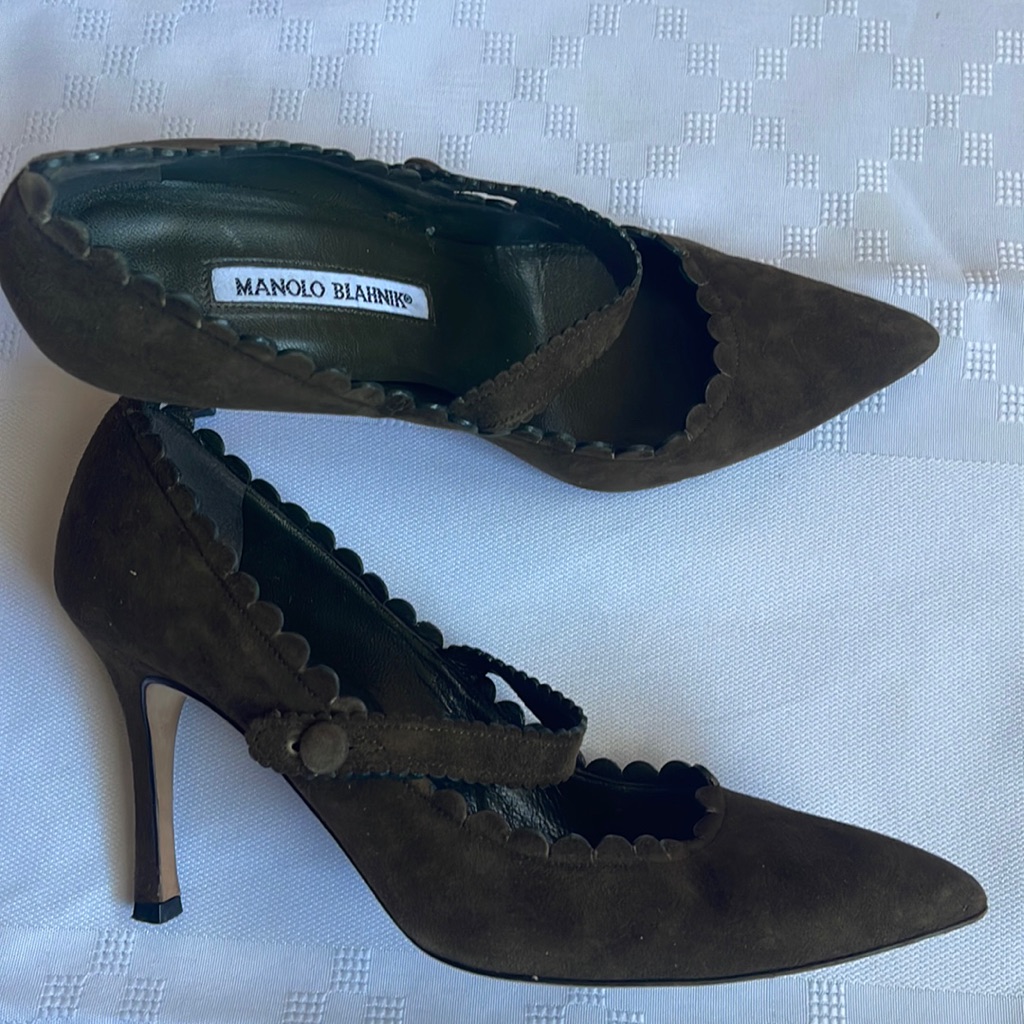 Manolo Blahnik Dress Heels Olive Green Suede Shoes Size 36.5-37